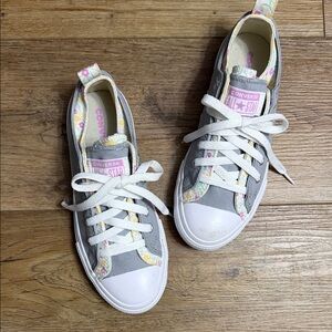 Converse Kids Low Top Sneakers in Gray with Pastel Floral Accents